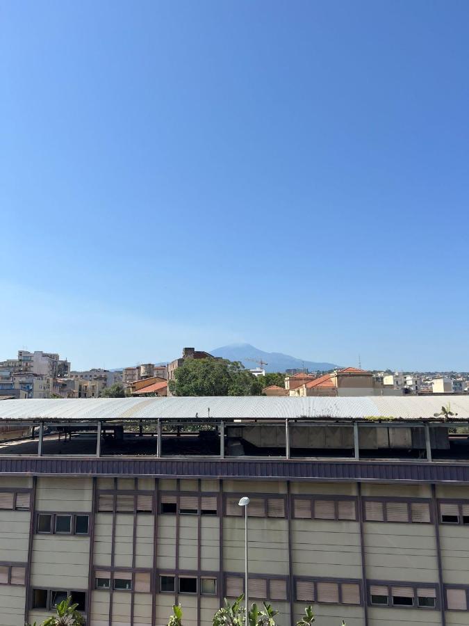 카타니아 La Via Di Mezzo 아파트 외부 사진